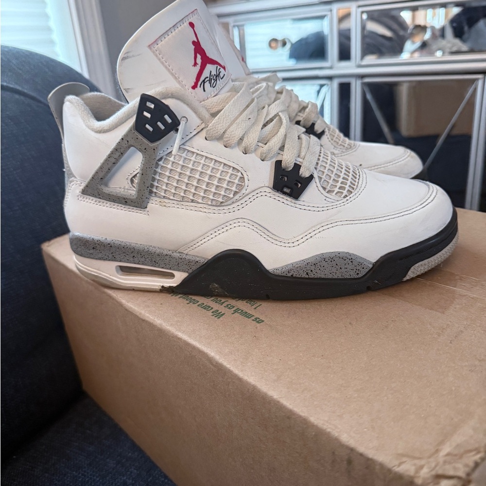 JORDAN 4 RETRO OG 'WHITE CEMENT' 2025